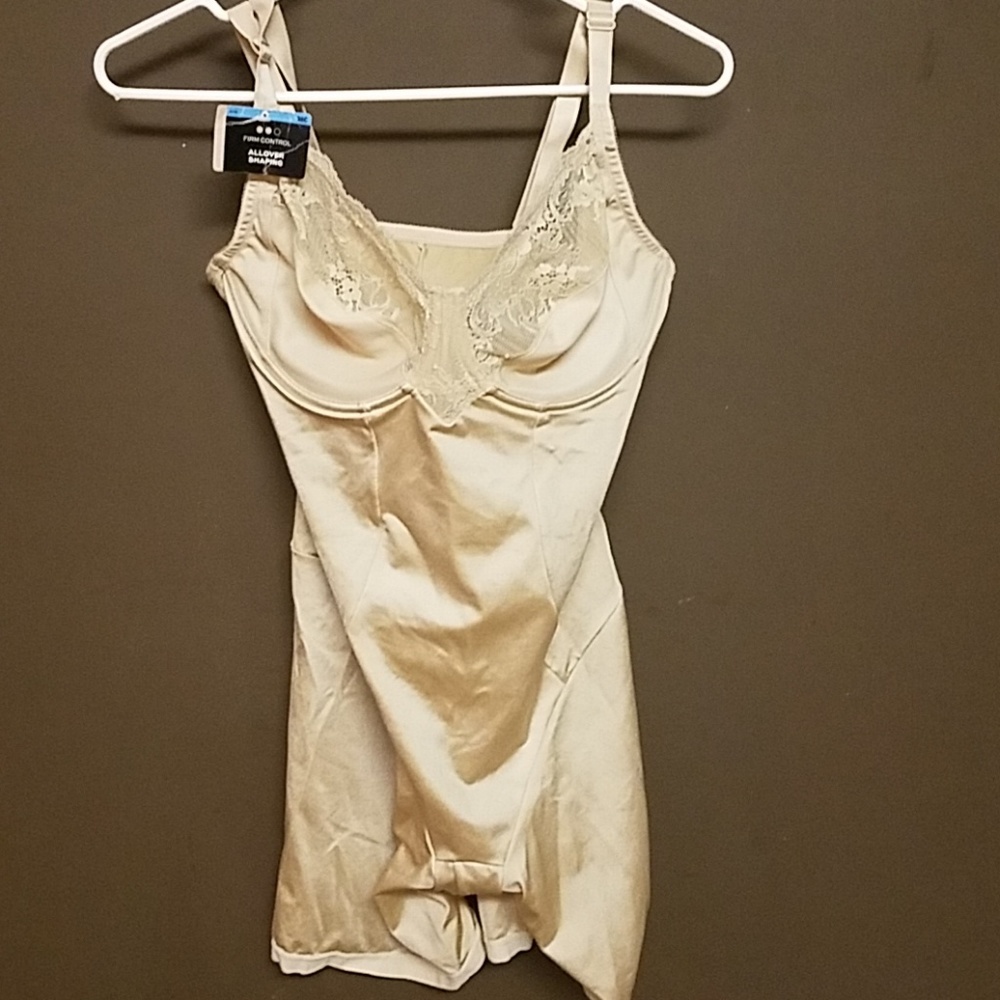 Maidenform allover shapewear